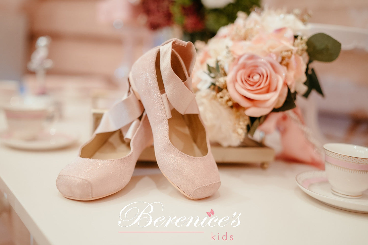 GIRLS SHOES